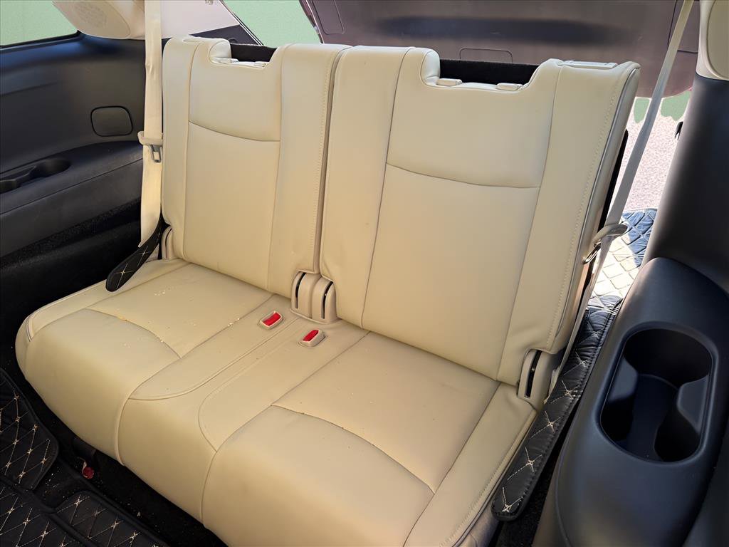 Used 2019 INFINITI QX60 Luxe w/ Essential Package image 16