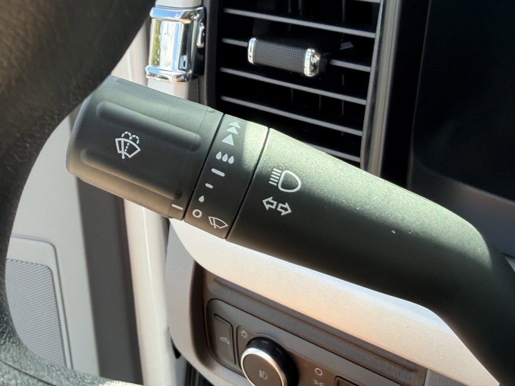 New 2026 Ford F550 4x4 Crew Cab image 11