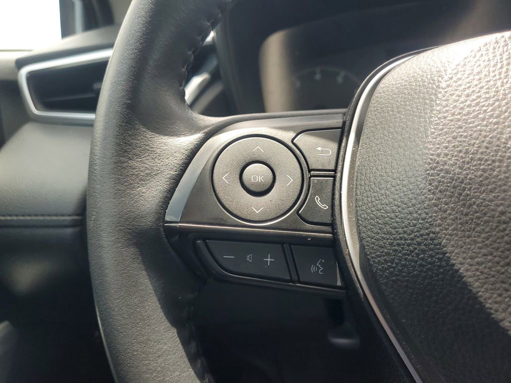 Certified 2024 Toyota Corolla Cross LE w/ Moonroof Package FWD image 21