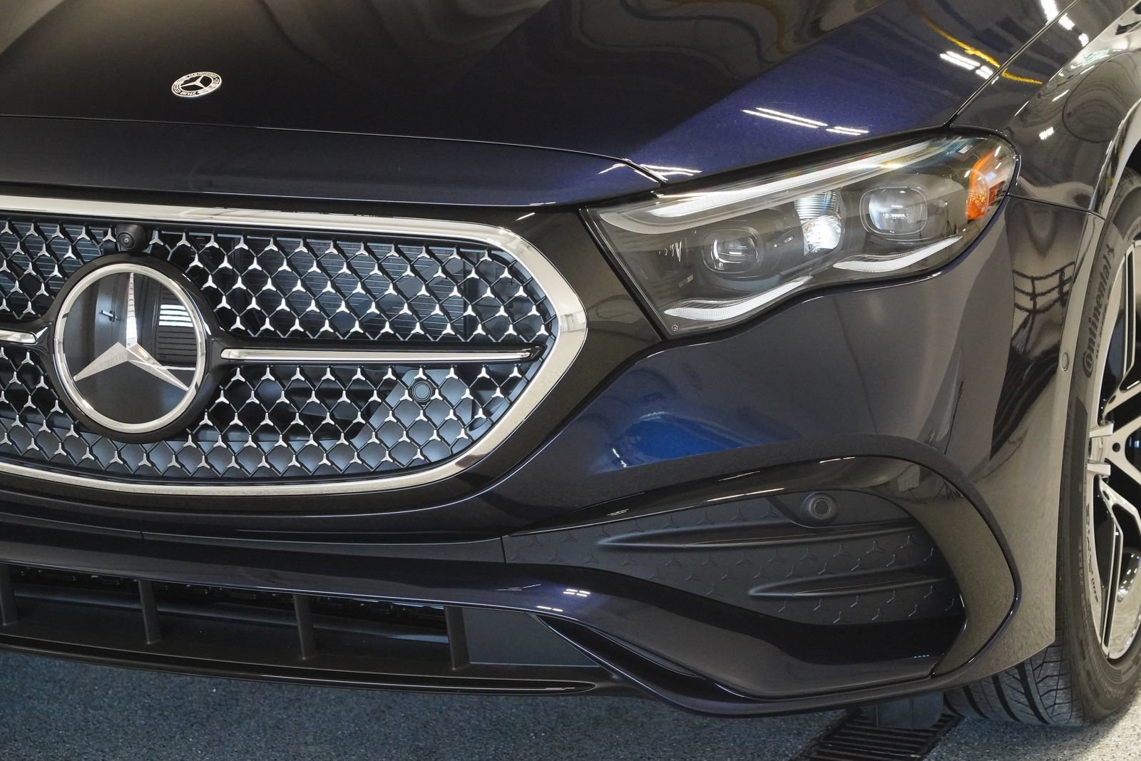 New 2027 Mercedes-Benz E 350 4MATIC Sedan image 8