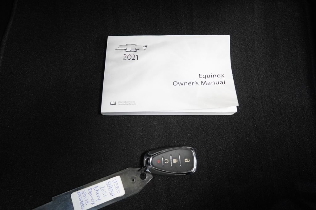 Used 2021 Chevrolet Equinox LS image 28