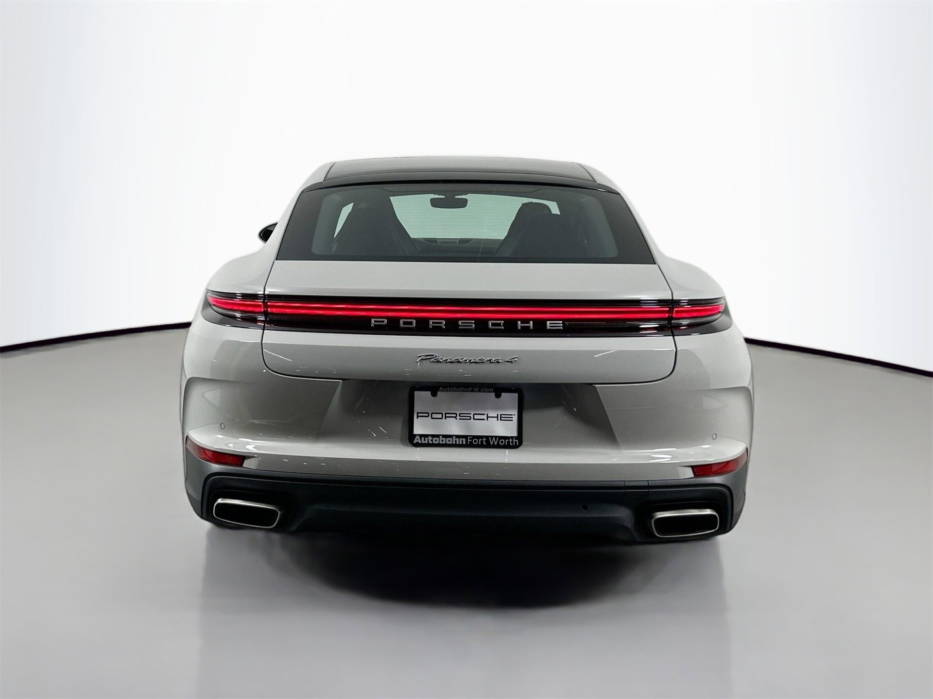 New 2025 Porsche Panamera 4 image 6