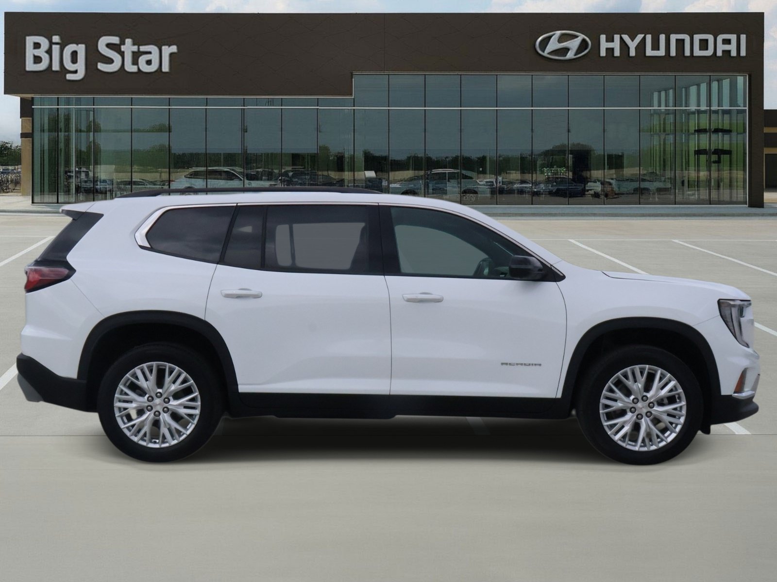 Used 2026 GMC Acadia Elevation w/ Elevation Premium Package FWD image 5
