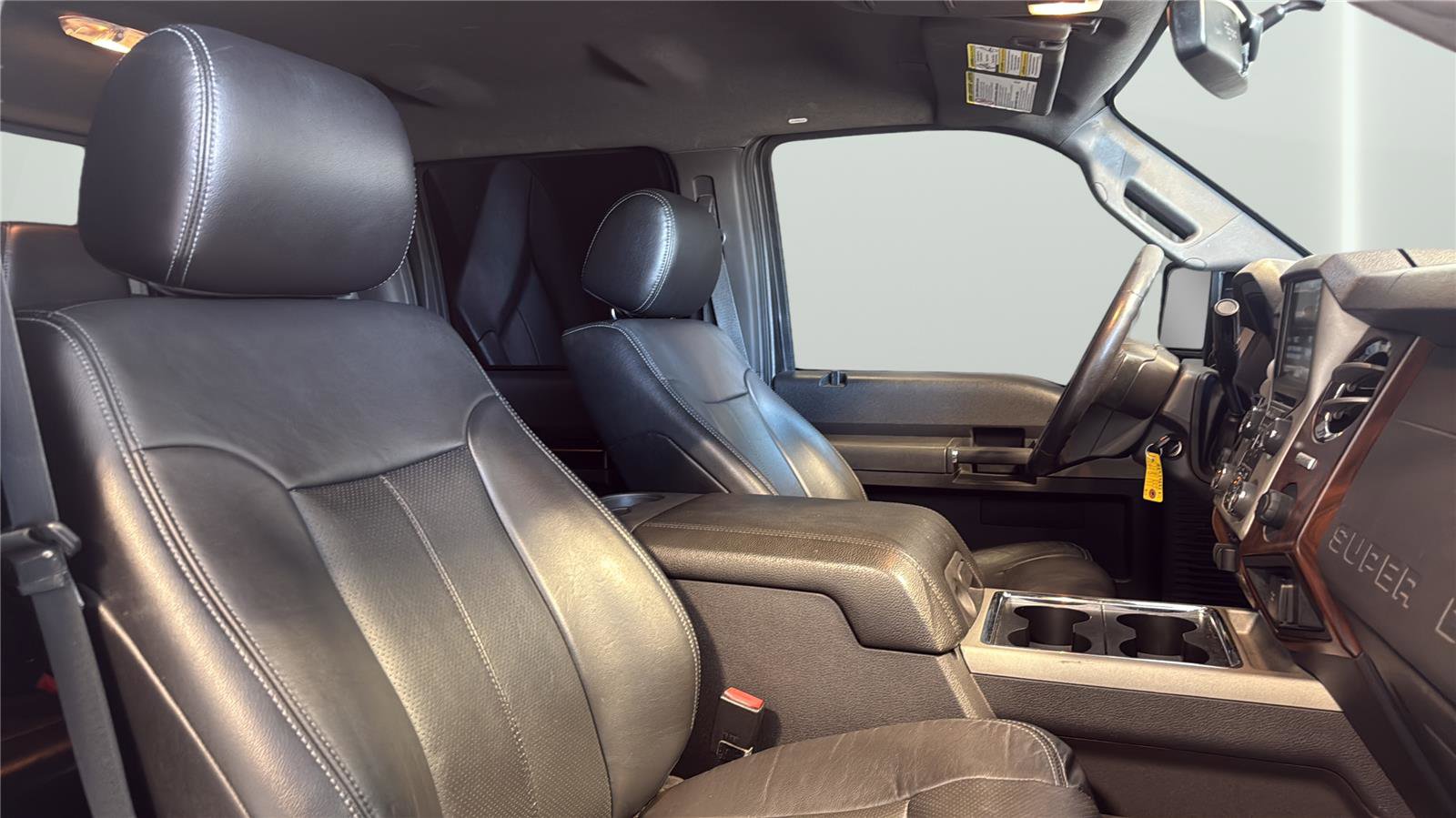Used 2016 Ford F250 Lariat w/ Chrome Package AWD/4WD image 14