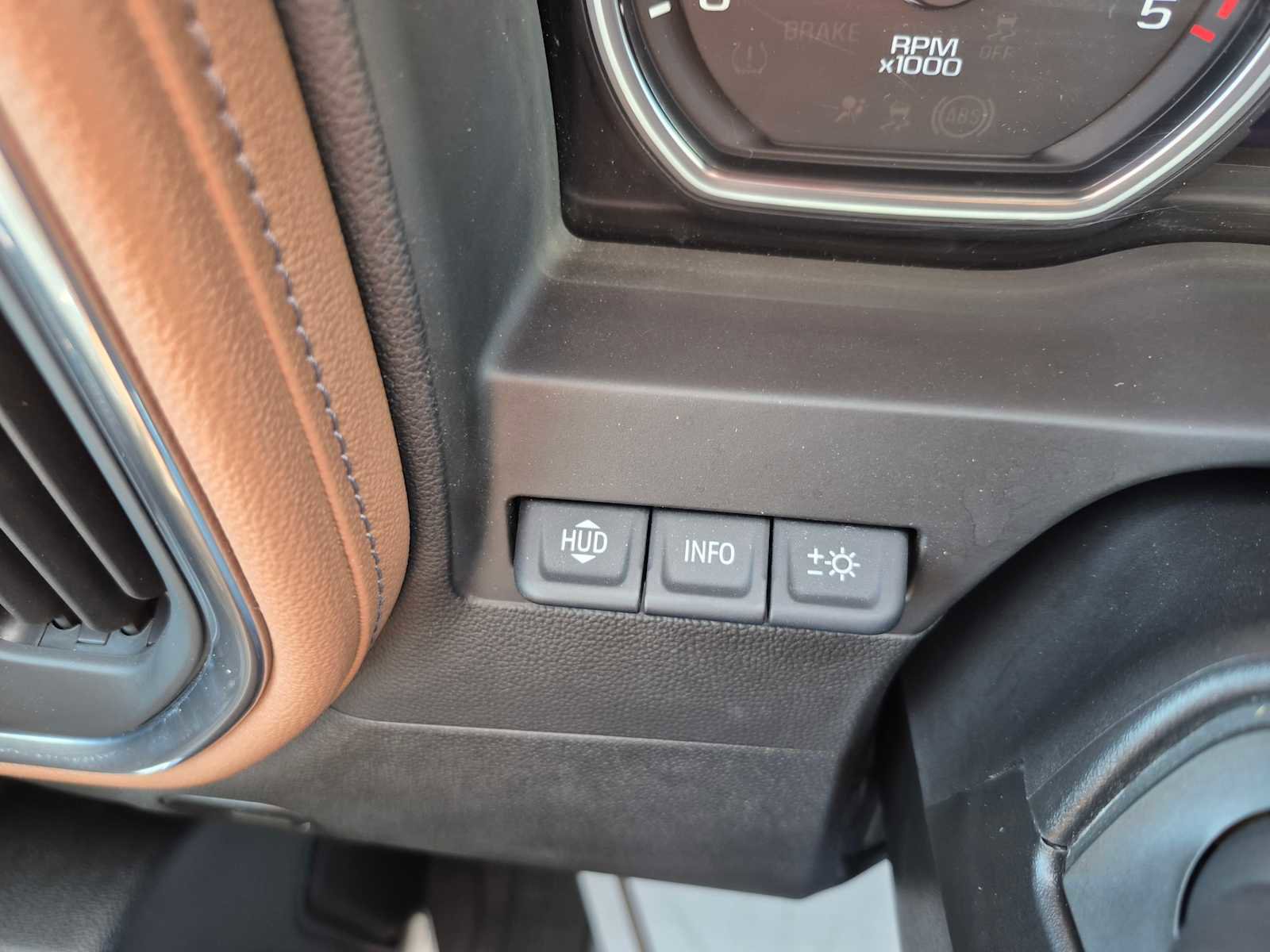 Used 2023 Chevrolet Silverado 3500 High Country w/ Technology Package image 18