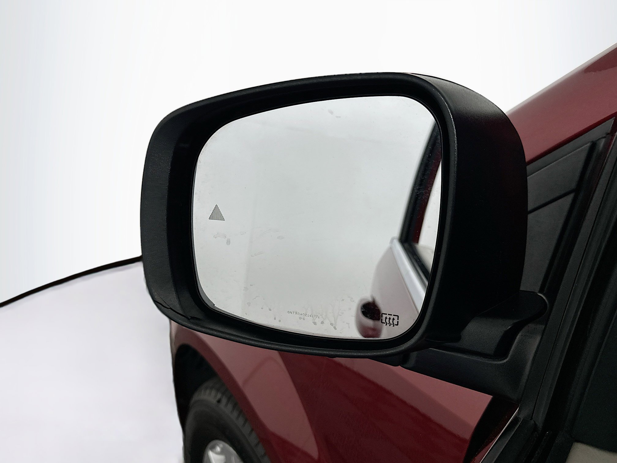 Used 2014 Chrysler Town & Country Touring FWD image 16