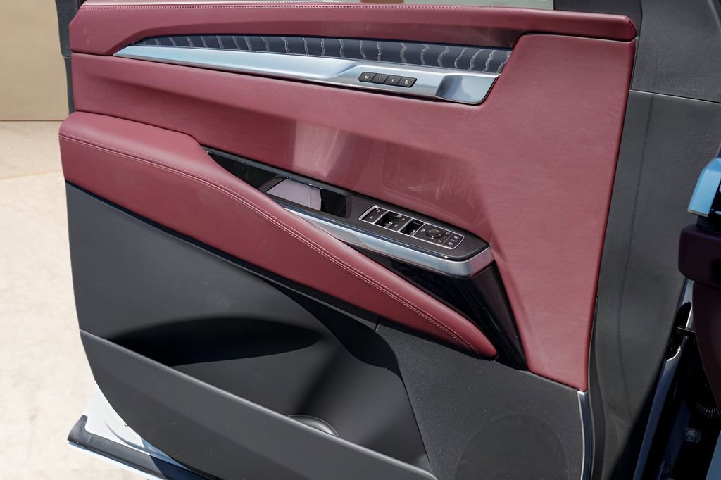 New 2026 Cadillac Escalade Sport w/ Touring Package image 16