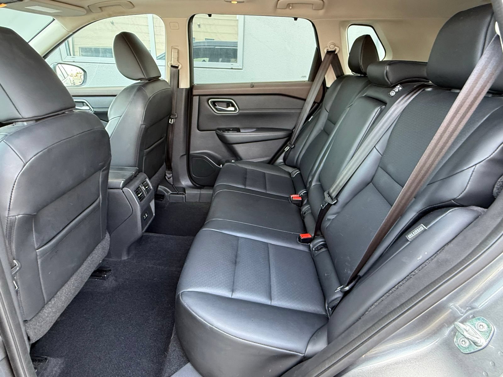 Used 2021 Nissan Rogue SV w/ Premium Package AWD/4WD image 14