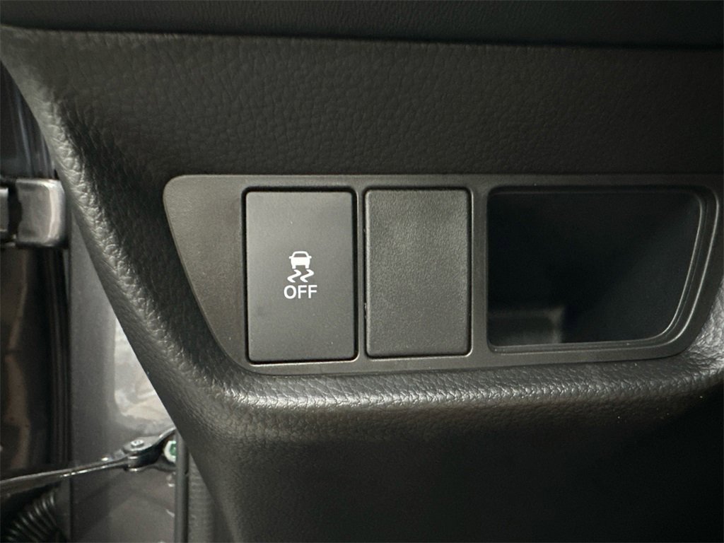 New 2026 Honda HR-V LX image 32