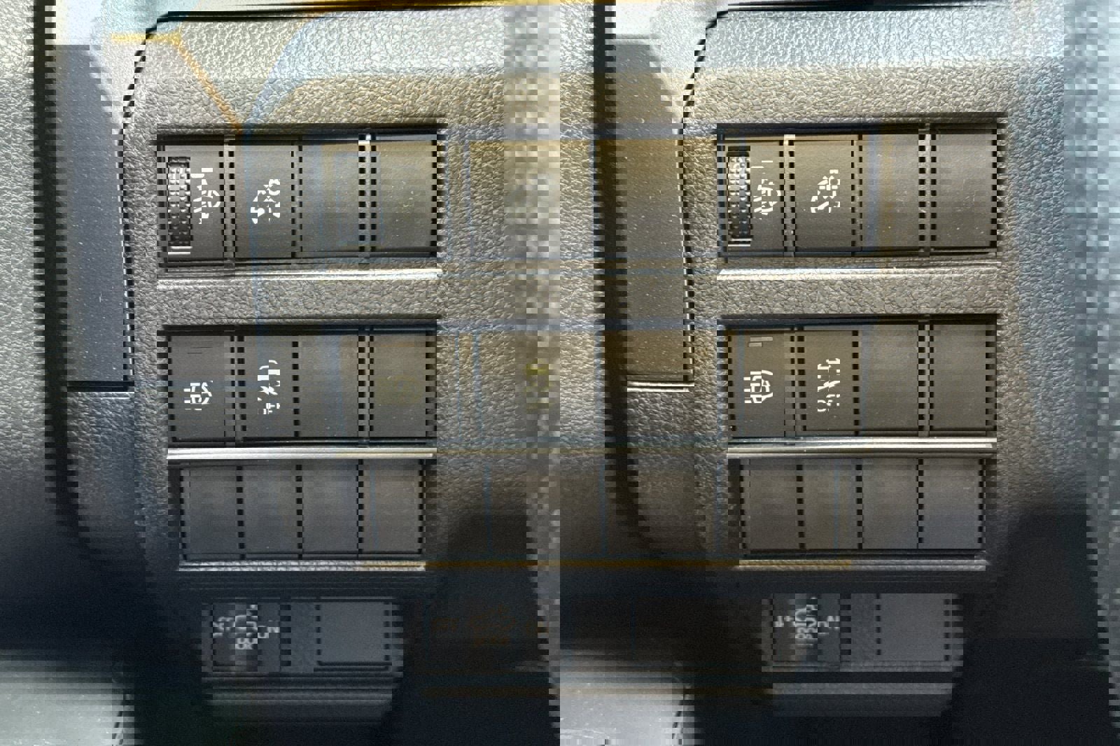 New 2025 Toyota Tacoma SR5 image 30