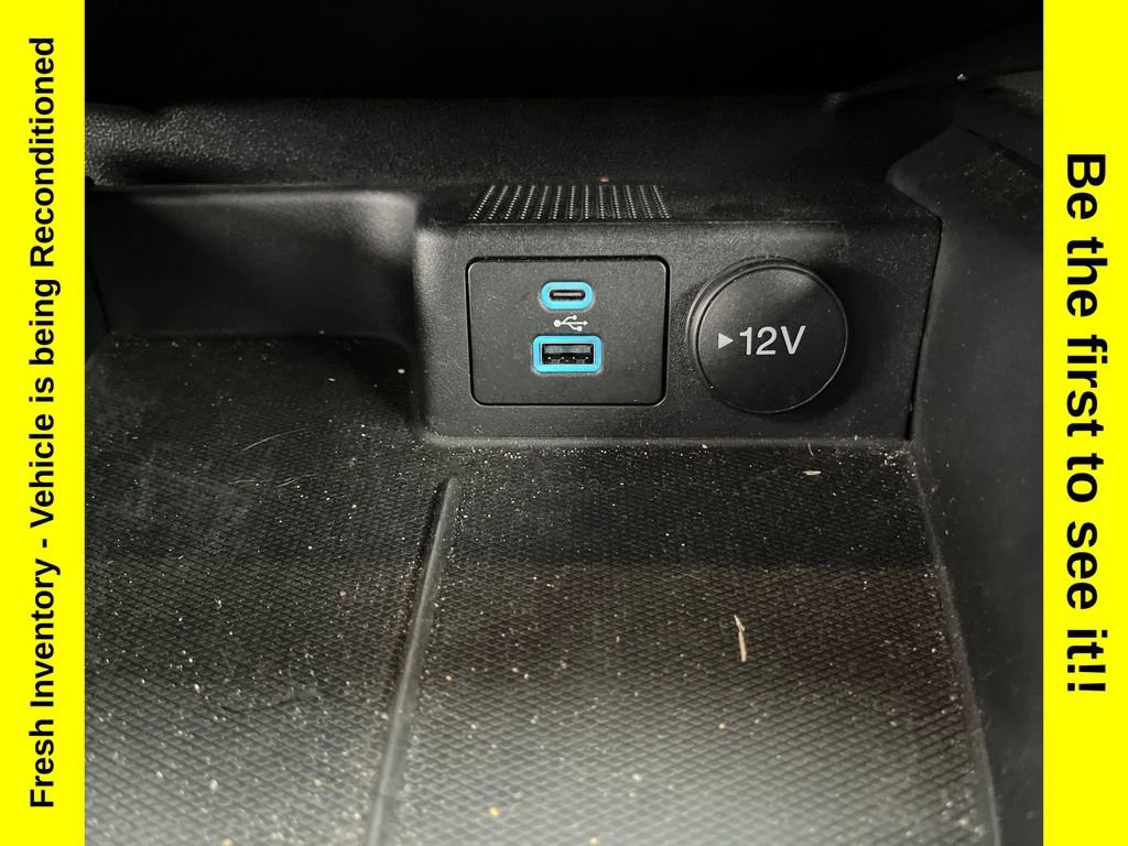 Used 2023 Ford Escape ST-Line w/ Tech Pack #1 image 31