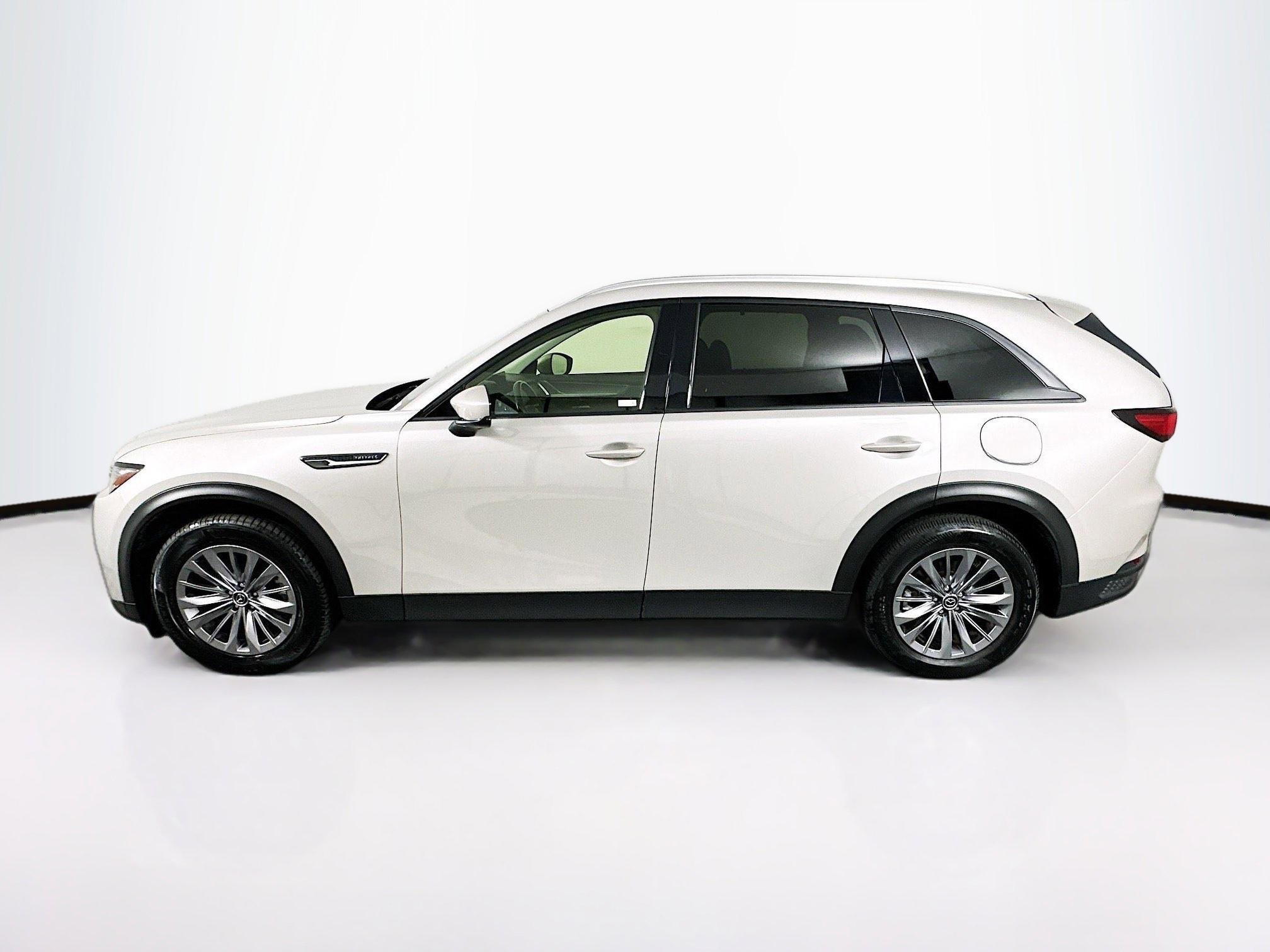 Used 2025 MAZDA CX-90 3.3 Turbo w/ Preferred Package AWD/4WD image 4