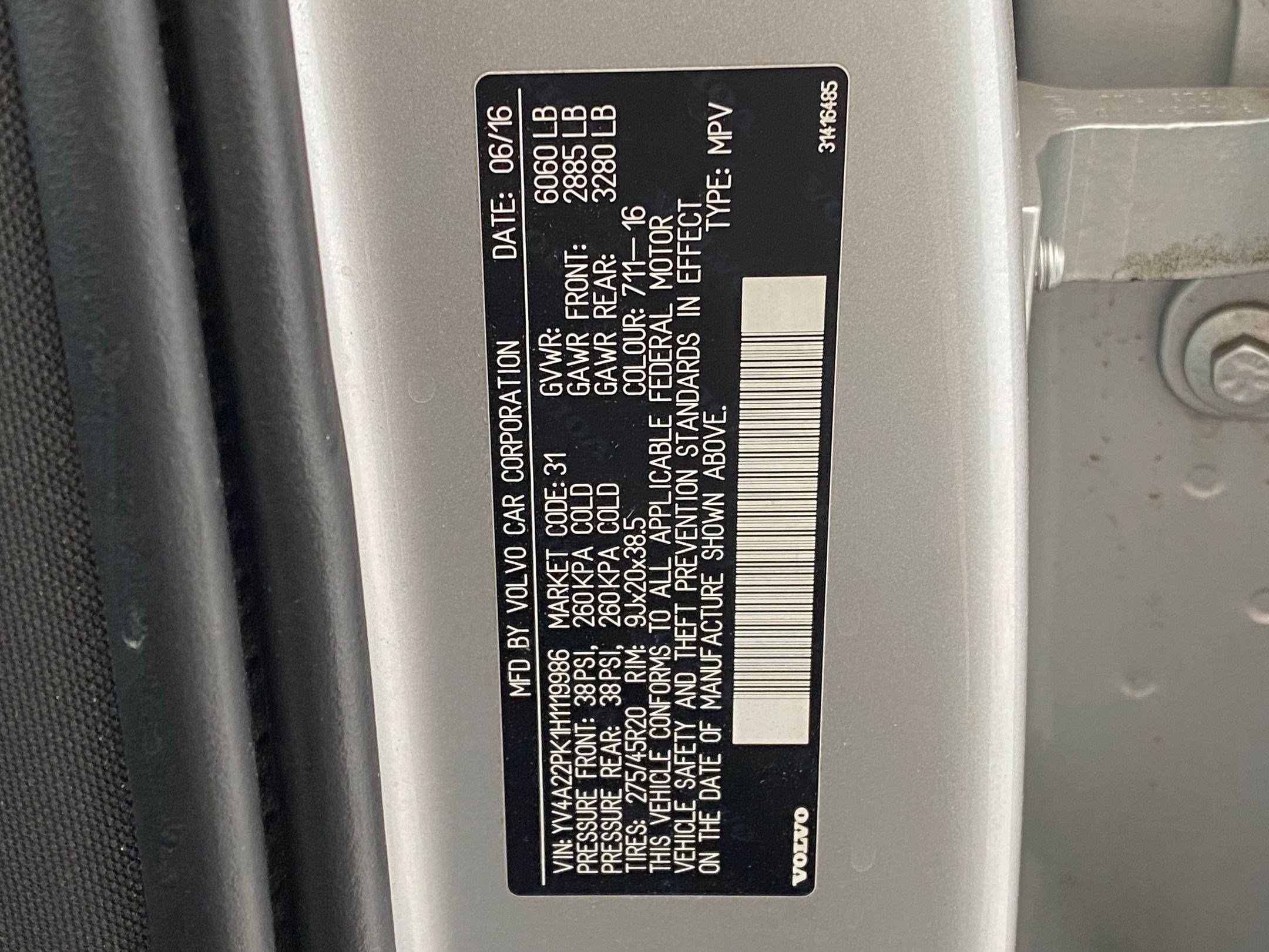 Used 2017 Volvo XC90 T6 Momentum w/ Vision Package image 22