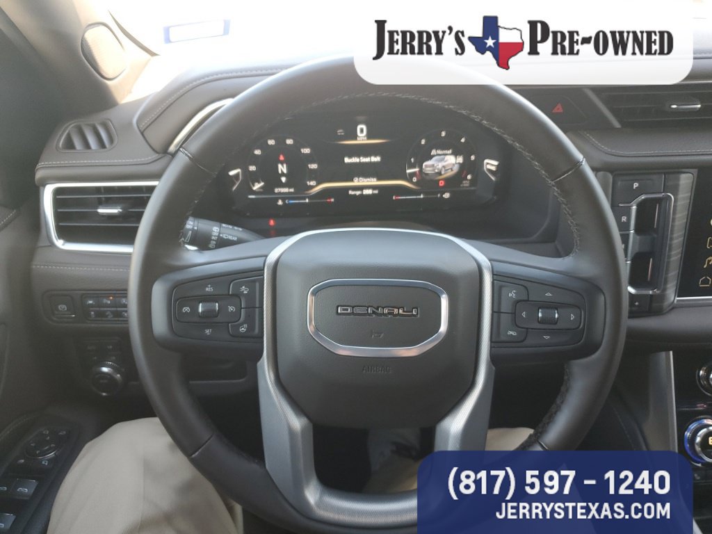 Used 2024 GMC Yukon XL Denali AWD/4WD image 16