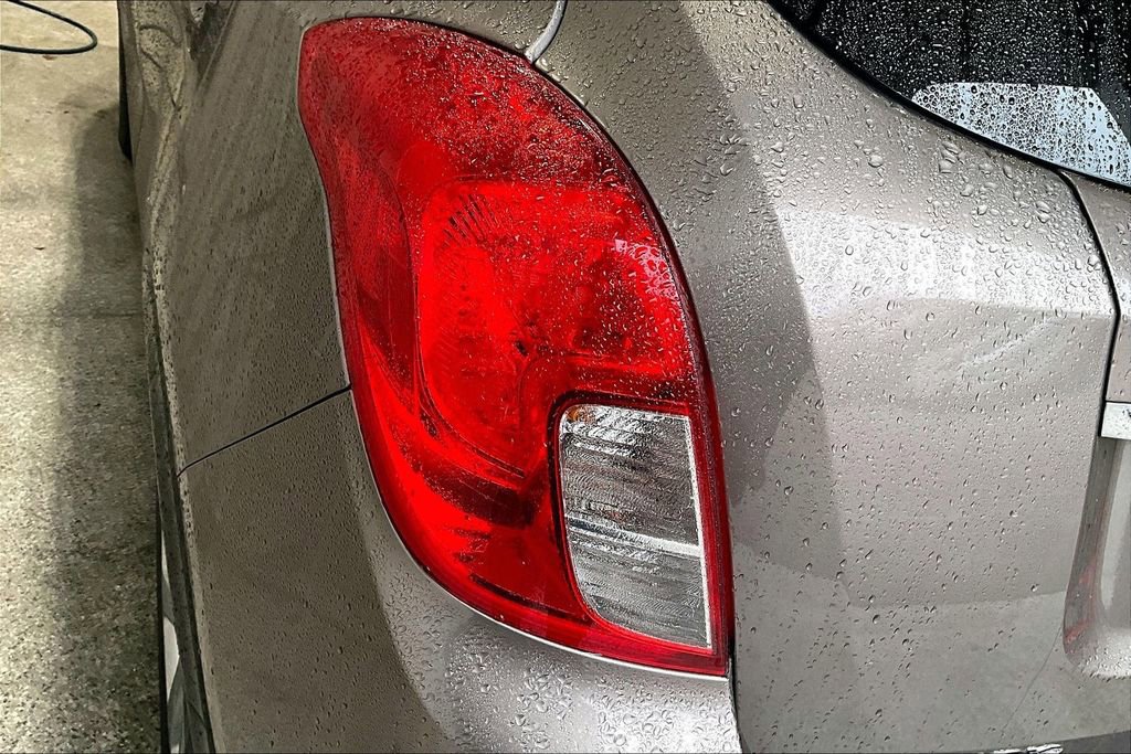 Used 2014 Buick Encore Premium image 22