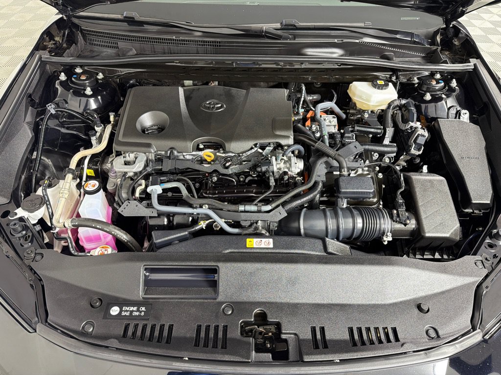 Used 2025 Toyota Camry SE w/ Convenience Package FWD image 26
