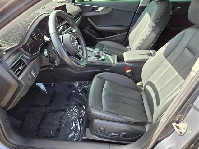Used 2019 Audi A4 2.0T Premium image 13