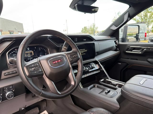 Used 2024 GMC Sierra 3500 AT4 w/ AT4 Premium Plus Package AWD/4WD image 15