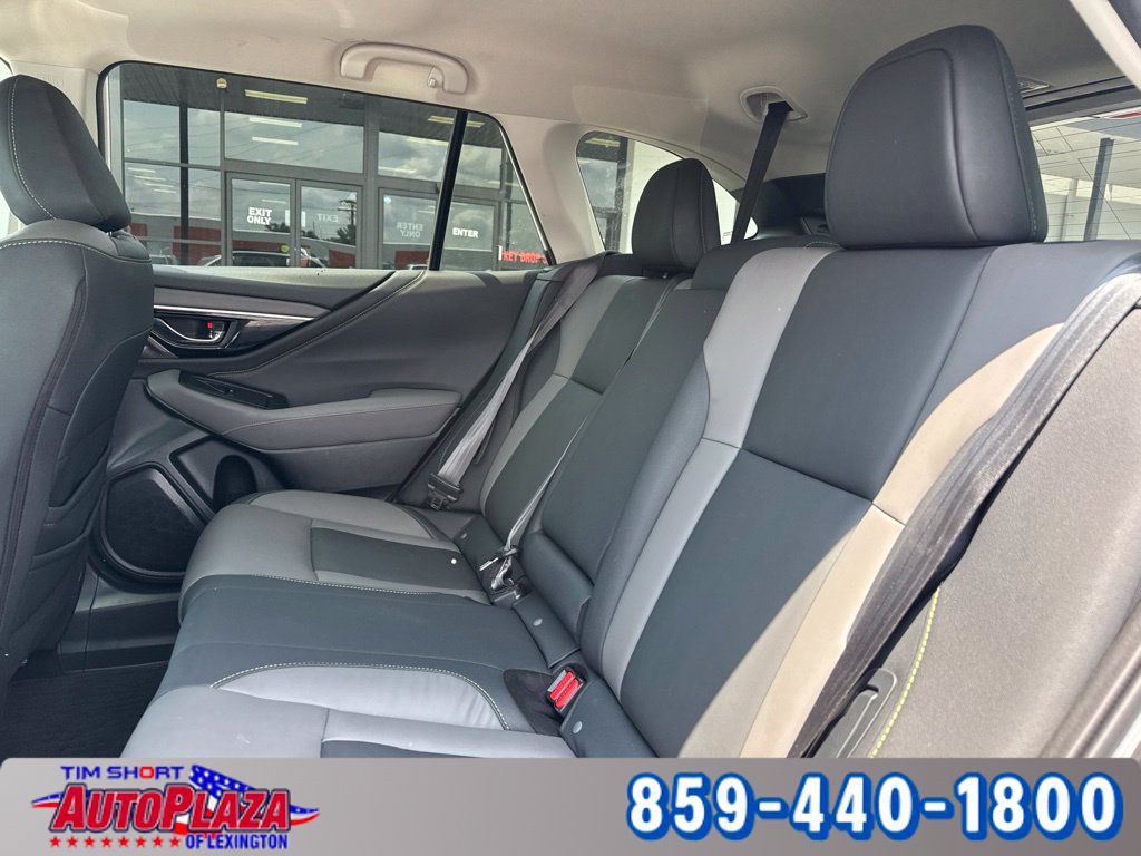 Used 2024 Subaru Outback Onyx Edition AWD/4WD image 35