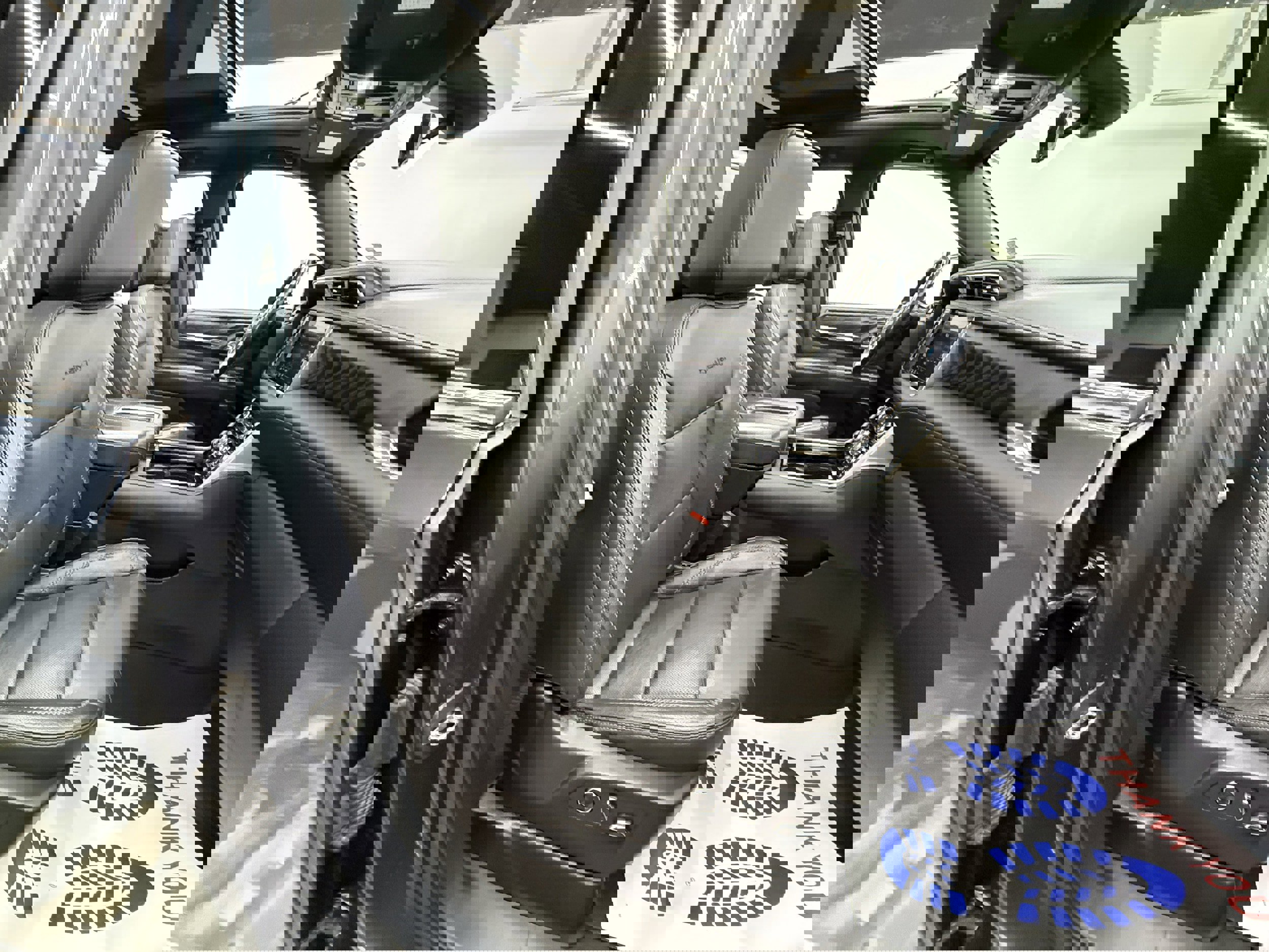 Used 2021 GMC Yukon Denali w/ Denali Premium Package image 23