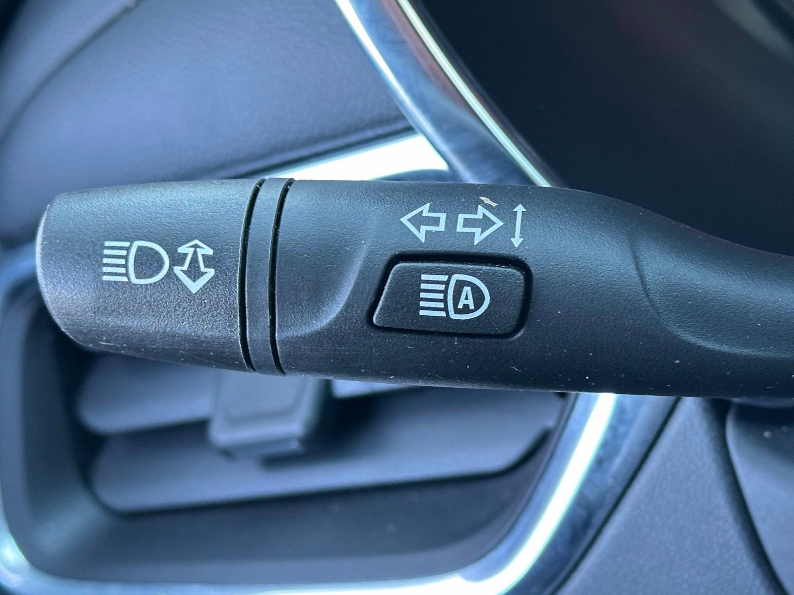 Used 2023 Chevrolet Equinox LT image 22