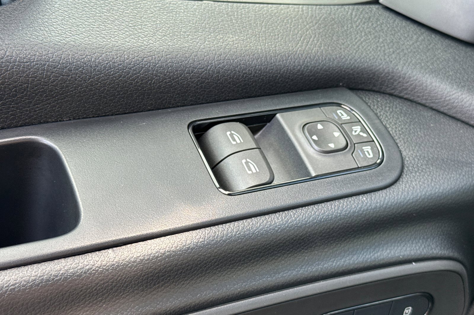 New 2025 Mercedes-Benz Sprinter 2500 image 13