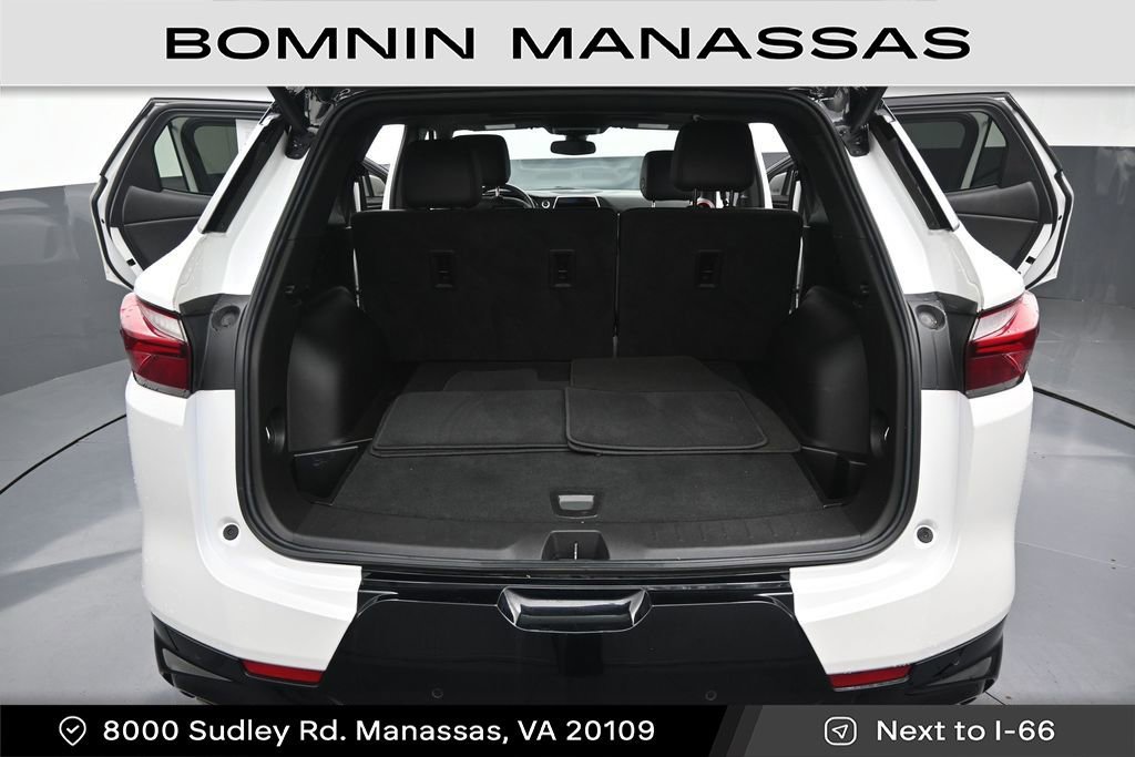 Used 2022 Chevrolet Blazer RS w/ Enhanced Convenience Package AWD/4WD image 11