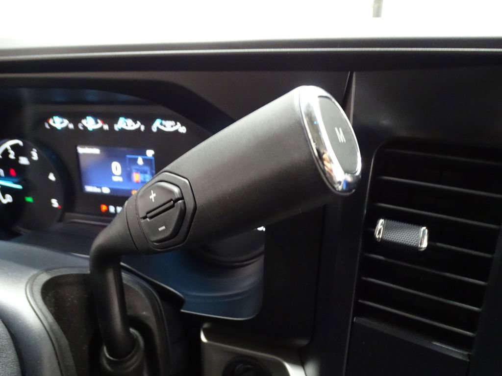 Used 2023 Ford F550 4x4 Regular Cab Super Duty image 24