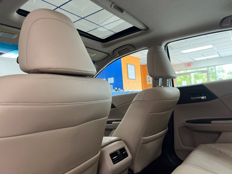 Used 2016 Honda Accord EX-L image 17