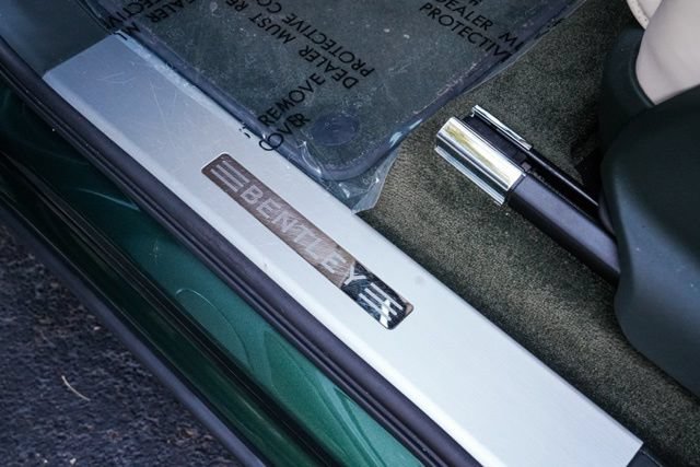 Used 2022 Bentley Bentayga AWD/4WD image 49