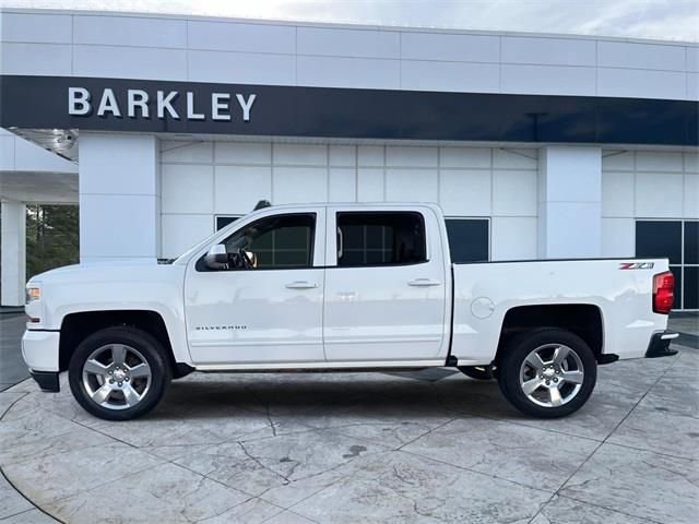 Used 2018 Chevrolet Silverado 1500 LT w/ All Star Edition image 6