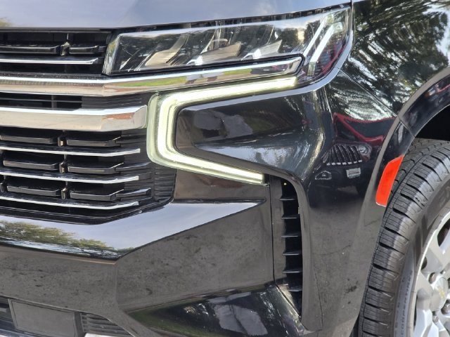 Used 2021 Chevrolet Suburban LT AWD/4WD image 6