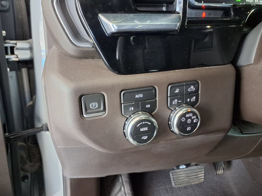 Used 2023 GMC Sierra 1500 SLT w/ SLT Premium Package AWD/4WD image 23