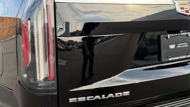 Used 2022 Cadillac Escalade Premium Luxury AWD/4WD image 41
