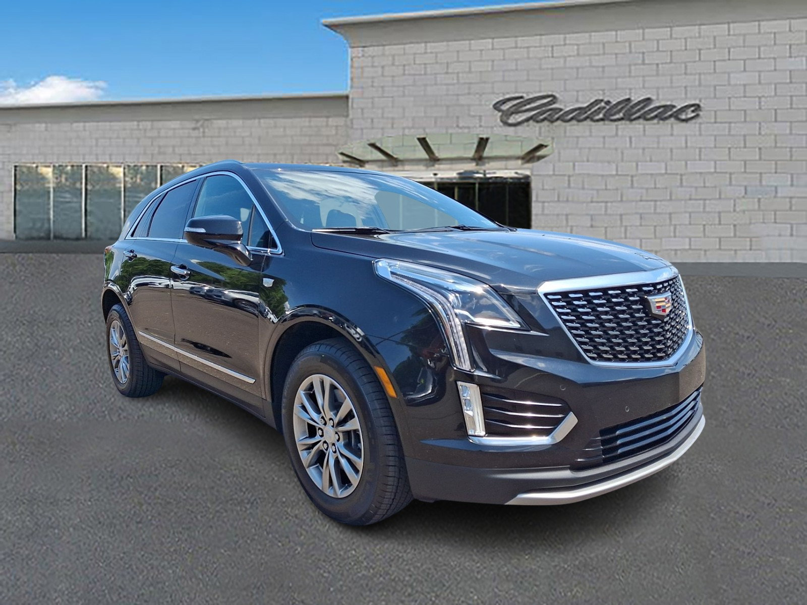 Certified 2023 Cadillac XT5 Premium Luxury AWD/4WD image 6