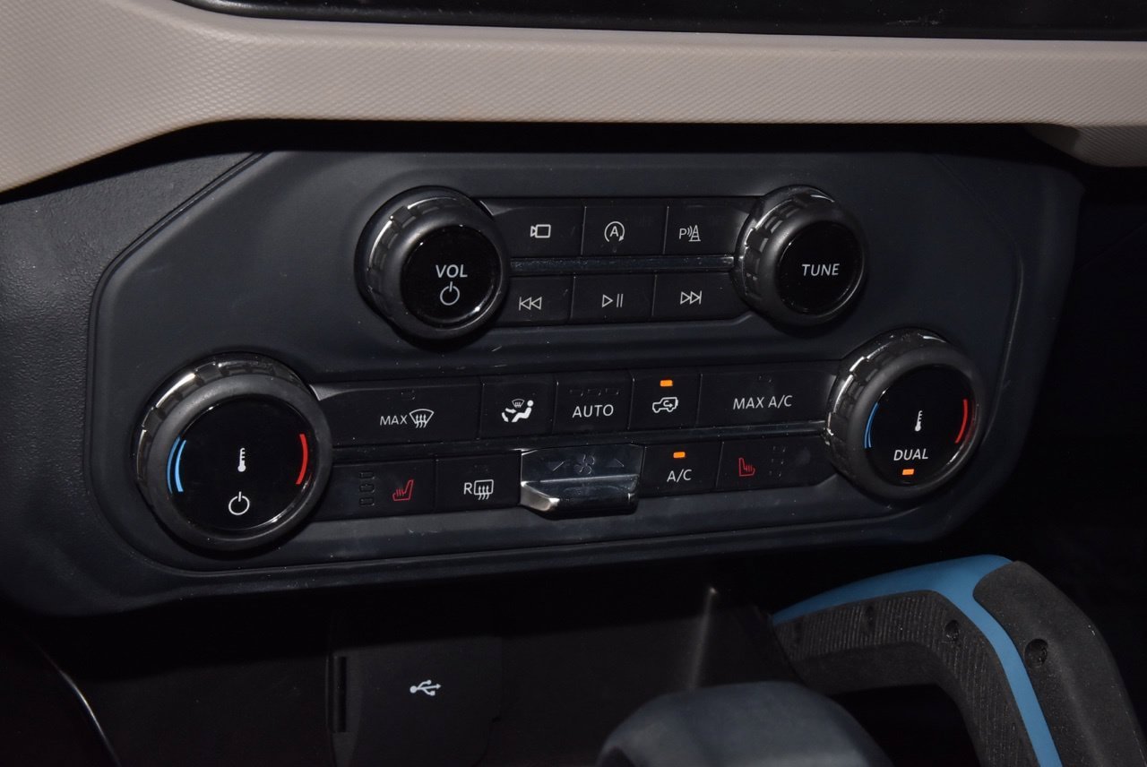 Used 2022 Ford Bronco Wildtrak AWD/4WD image 31