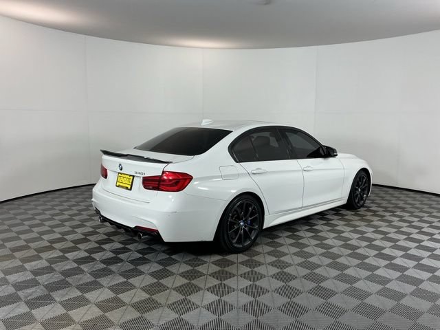 Used 2017 BMW 340i Sedan RWD image 5