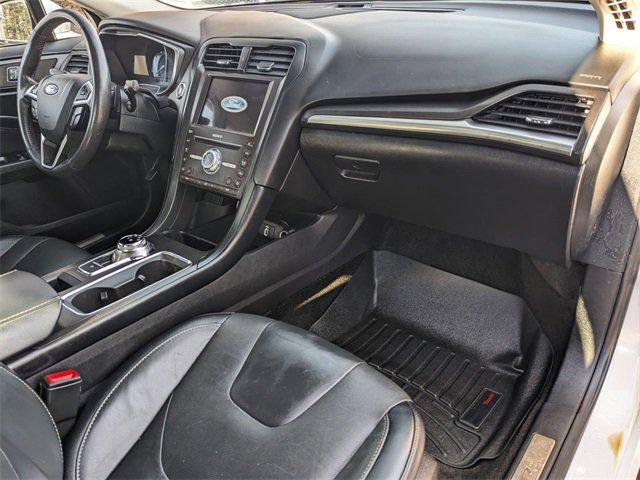 Used 2017 Ford Fusion Titanium image 29