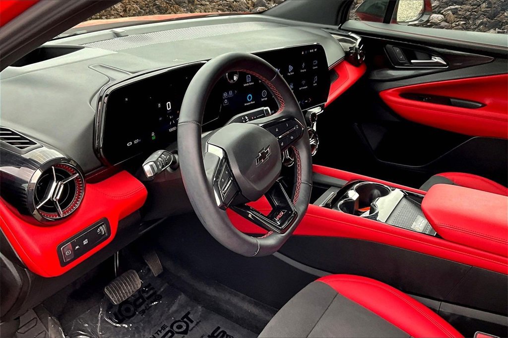 Used 2024 Chevrolet Blazer EV RS image 12