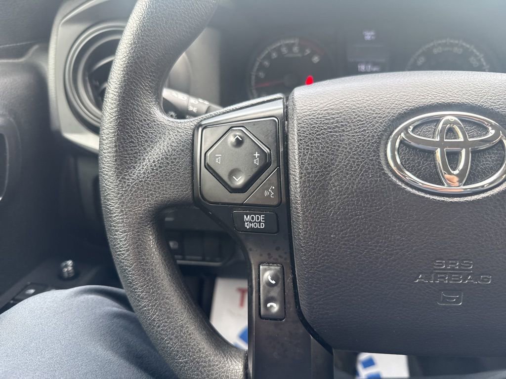 Used 2022 Toyota Tacoma SR image 17