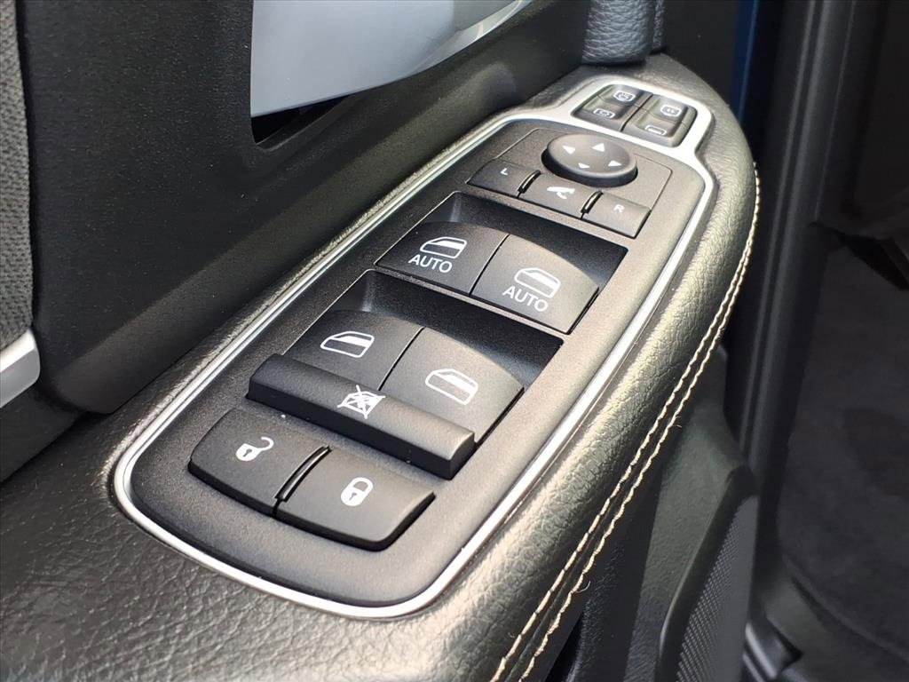 Certified 2024 RAM 2500 Big Horn w/ Night Edition image 12