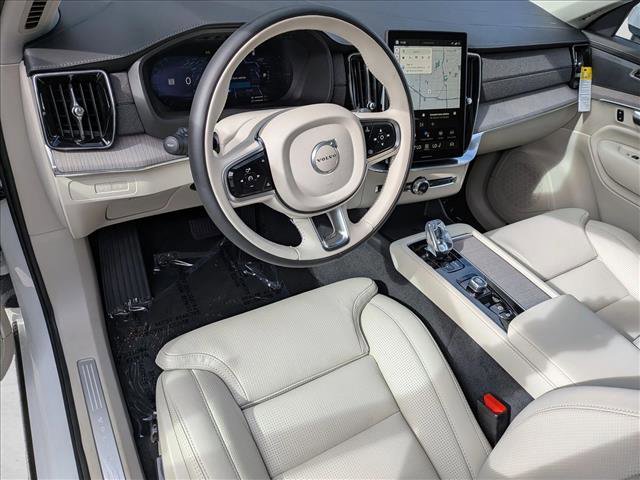 New 2026 Volvo XC90 T8 Ultra image 3