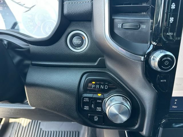 Used 2023 RAM 1500 Laramie AWD/4WD image 17