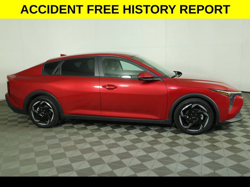 Used 2025 Kia K4 EX FWD image 2
