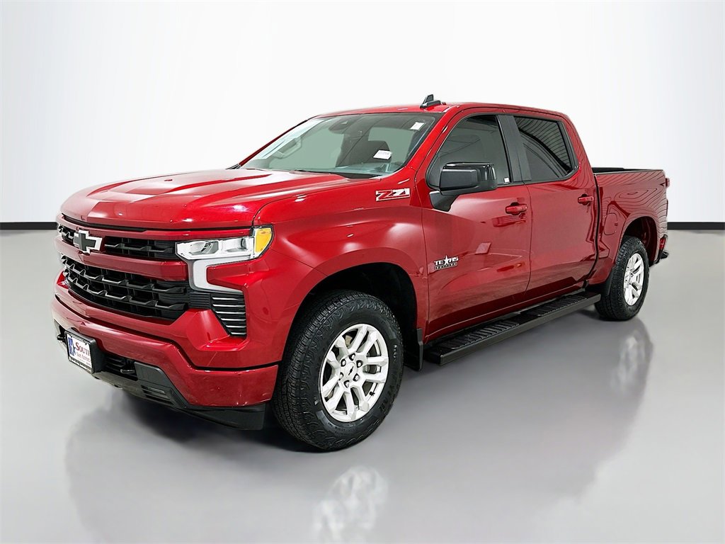 Used 2024 Chevrolet Silverado 1500 RST w/ Z71 Off-Road Package image 3