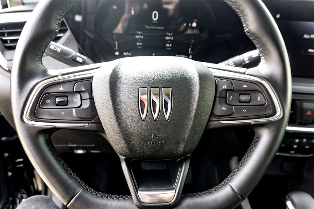 Used 2024 Buick Encore GX Sport Touring image 17