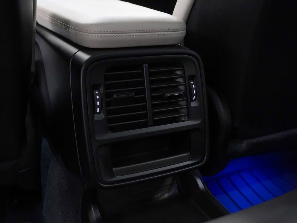 Certified 2022 Porsche Taycan 4S w/ Premium Package image 21