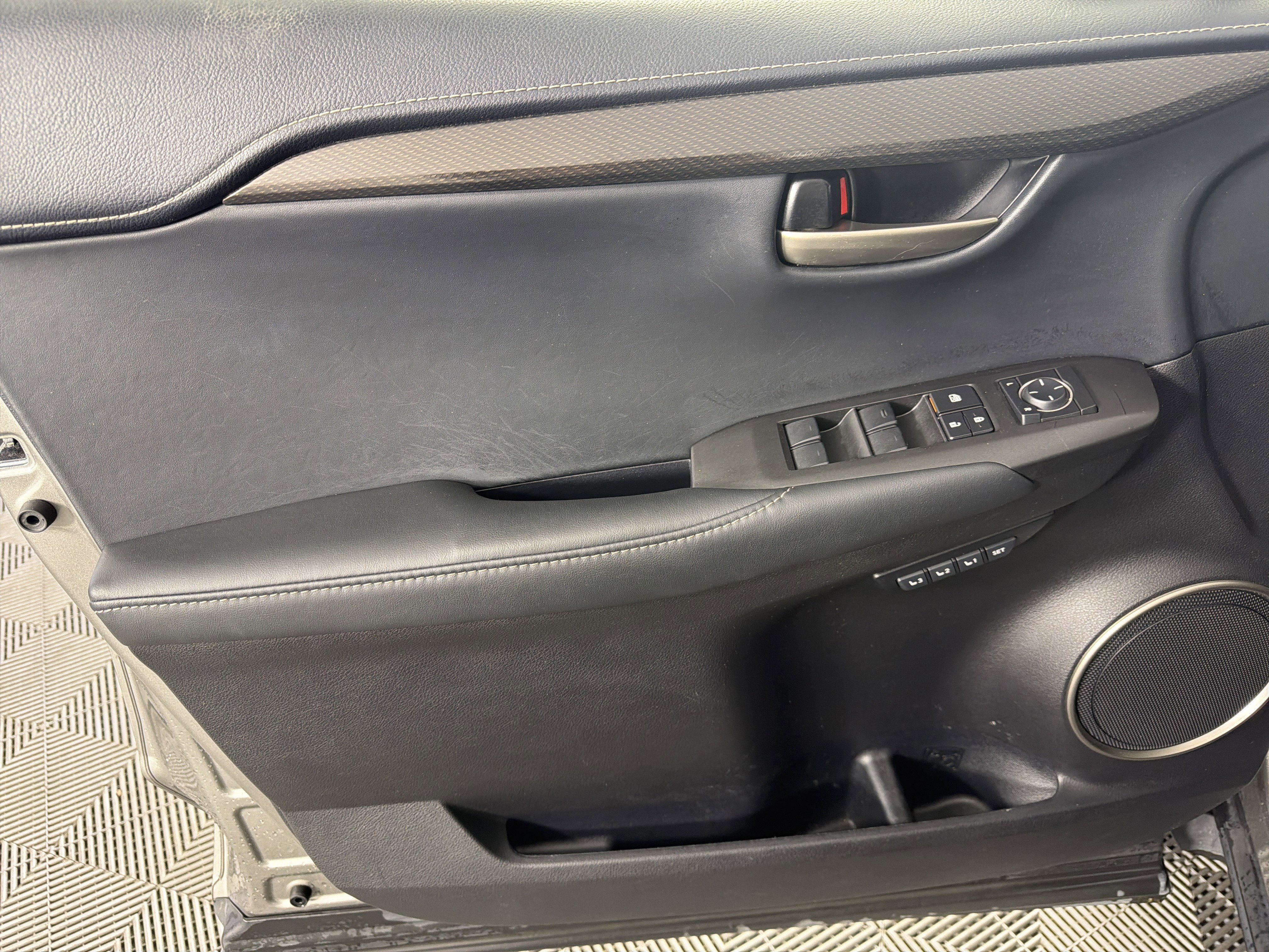 Used 2015 Lexus NX 200t AWD w/ Premium Package image 10