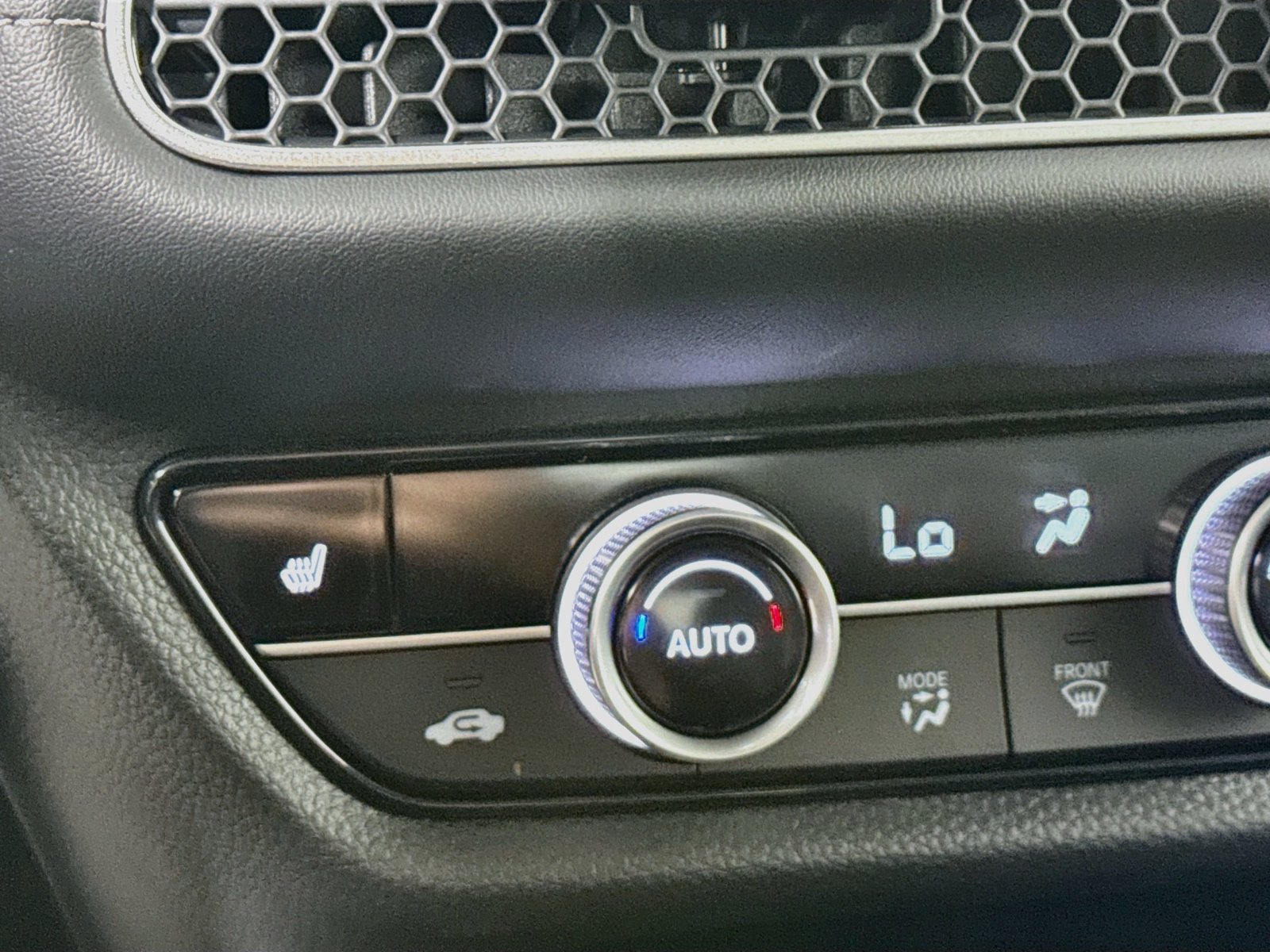 Used 2027 Honda HR-V EX-L image 24