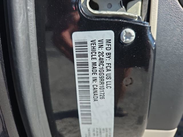 Used 2024 Chrysler Pacifica Limited image 42